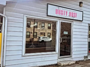 the-dusty-rose-boutique-perth-ontario